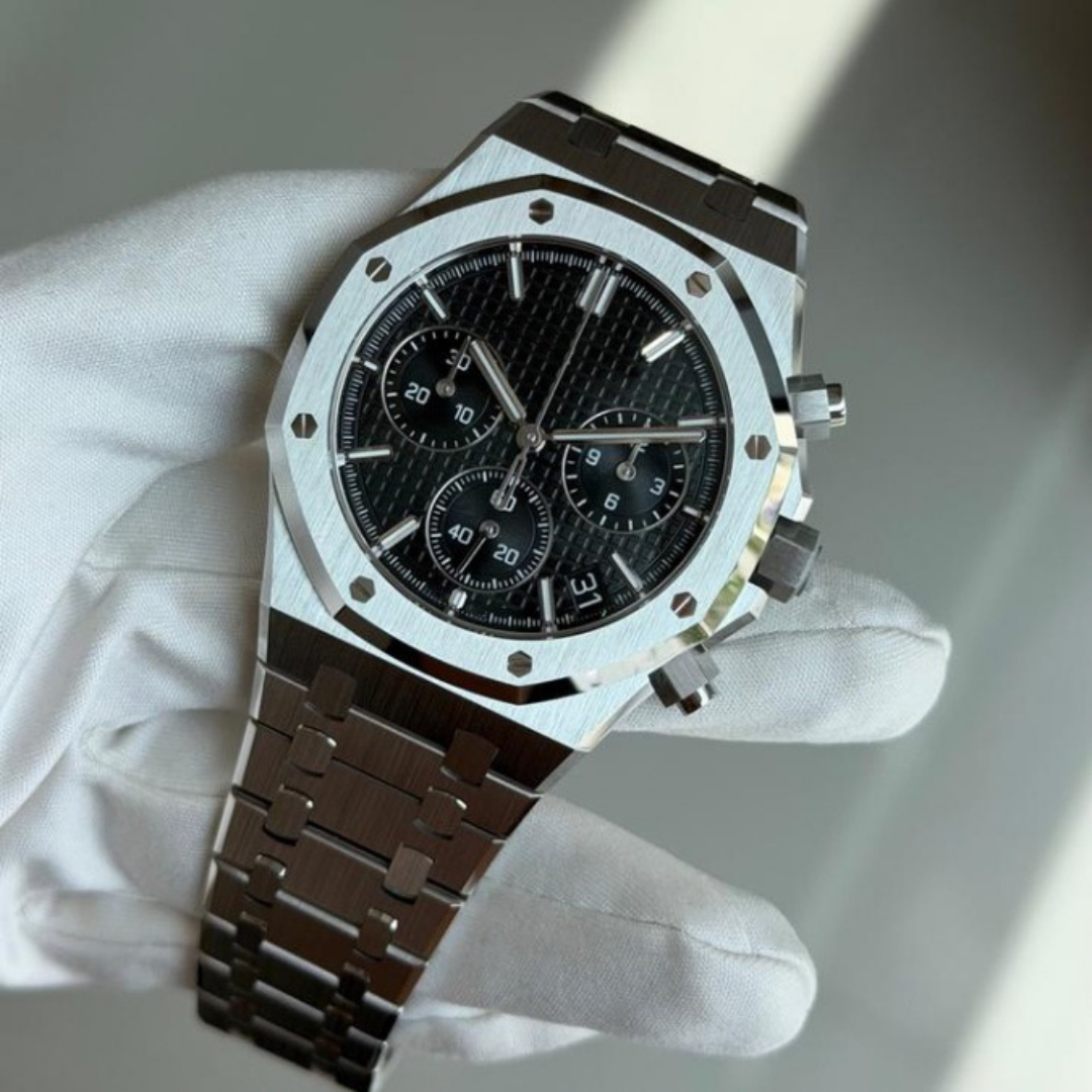 Monarch Octa Chrono Black